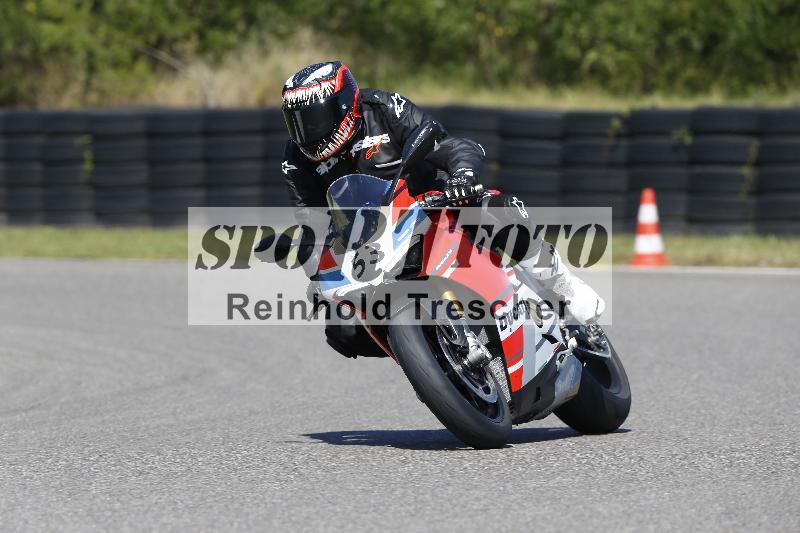 Archiv-2025/48 25.08.2025 Cornu Master School ADR/gruen-vert/53